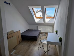 Room nr 4 in Konecznego apartment